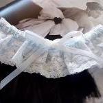 Bridal Garter in White Vint..