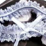 White Vntage Lace Bridal Ga..
